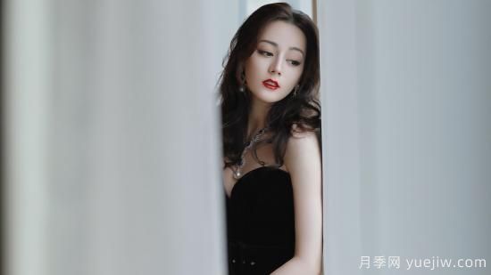 我***喜愛的花――藍(lán)玫瑰作文300字？(圖2)